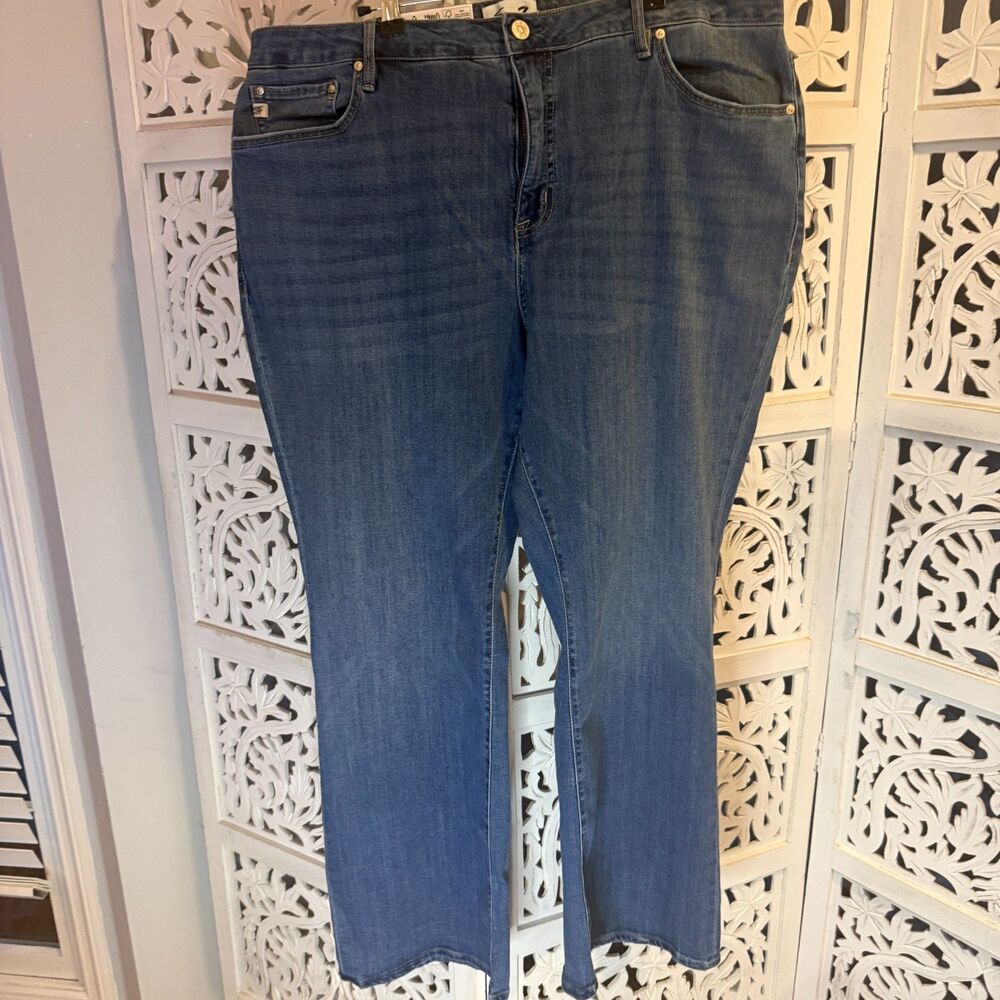 New with tags Woman size 20 W Seven 7 Jeans Bootcut Highrise